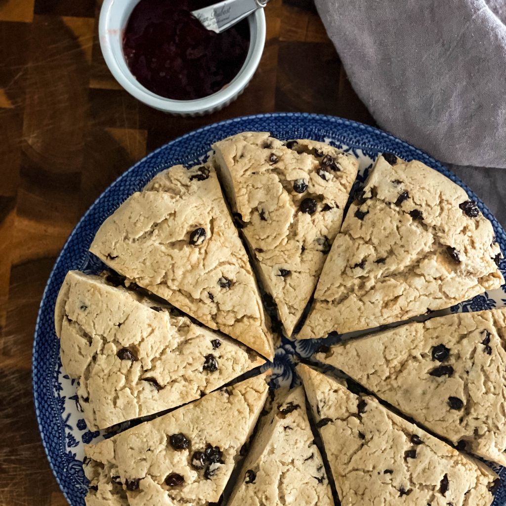 currant scones and london fog latte